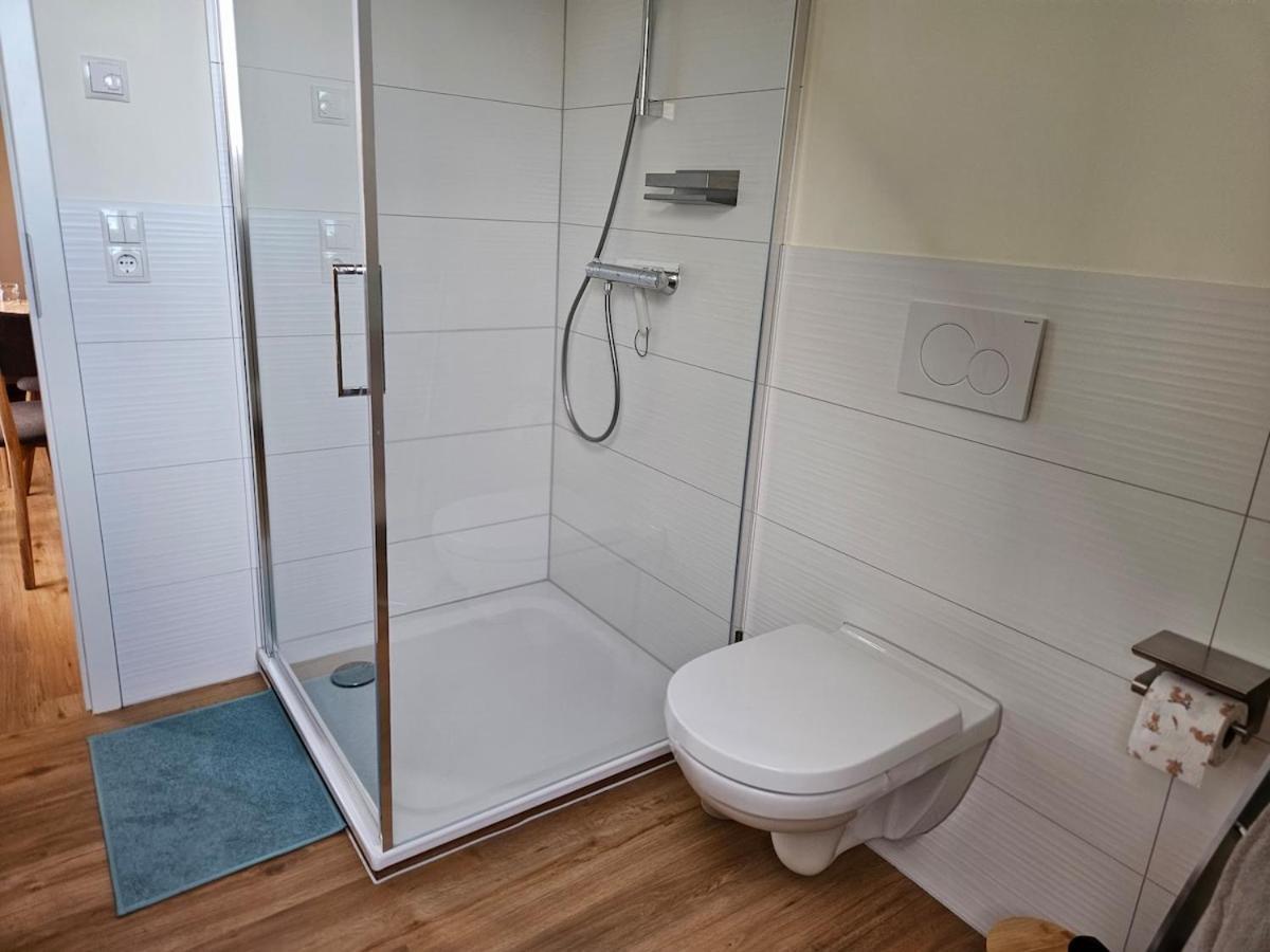 Ferienwohnung Glueck Am See Sternberg Esterno foto